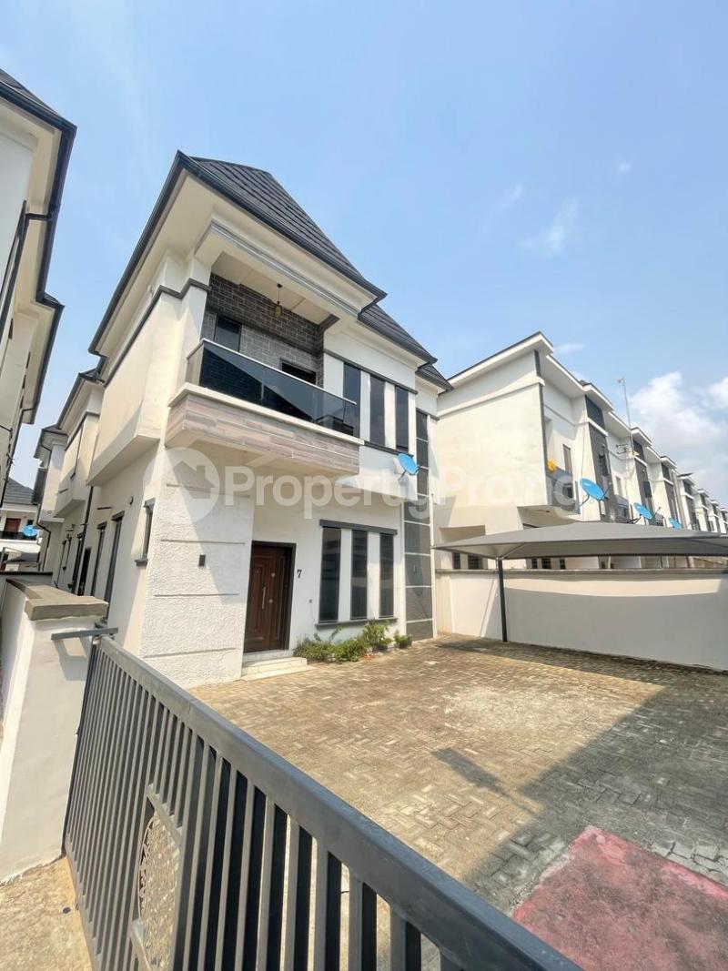4 bedroom House for sale Before Orchid Roundabout Lekki Lagos