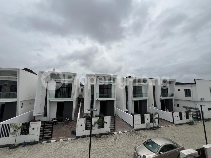 4 bedroom House for sale Orchid Lekki Lagos