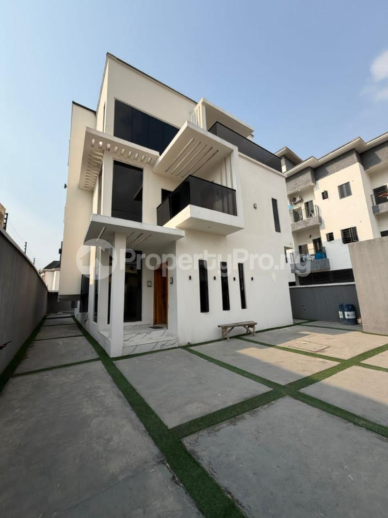 4 bedroom House for sale Lekki Conservation Center, 2nd Toll Gate Lekki Lagos