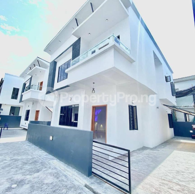 House for sale Z Ajah Lagos