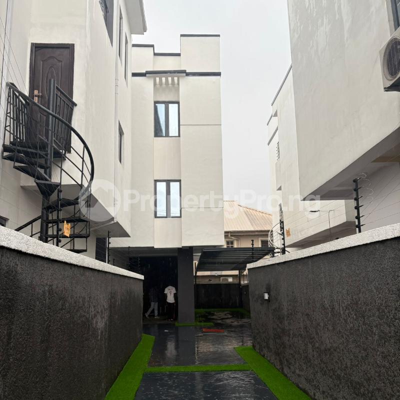 4 bedroom House for sale Omole phase 1 Ojodu Lagos