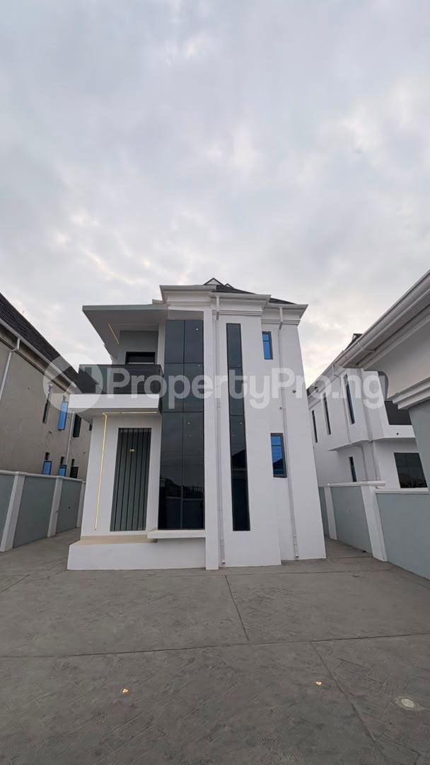 4 bedroom House for sale Oke'badan Estate, Akala Way Akobo Ibadan Oyo