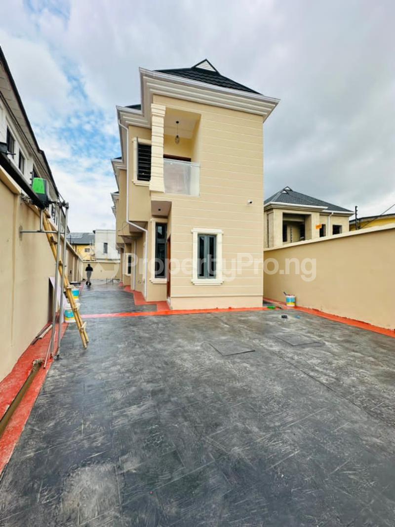 4 bedroom House for sale Ikeja Lagos