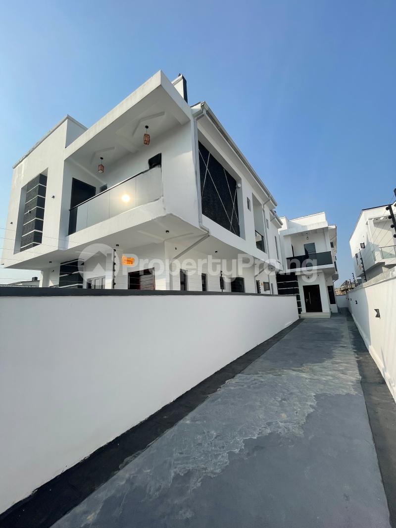 4 bedroom House for sale Lekki Lagos