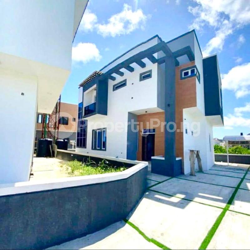 4 bedroom House for sale Lafiaji Lekki Lagos