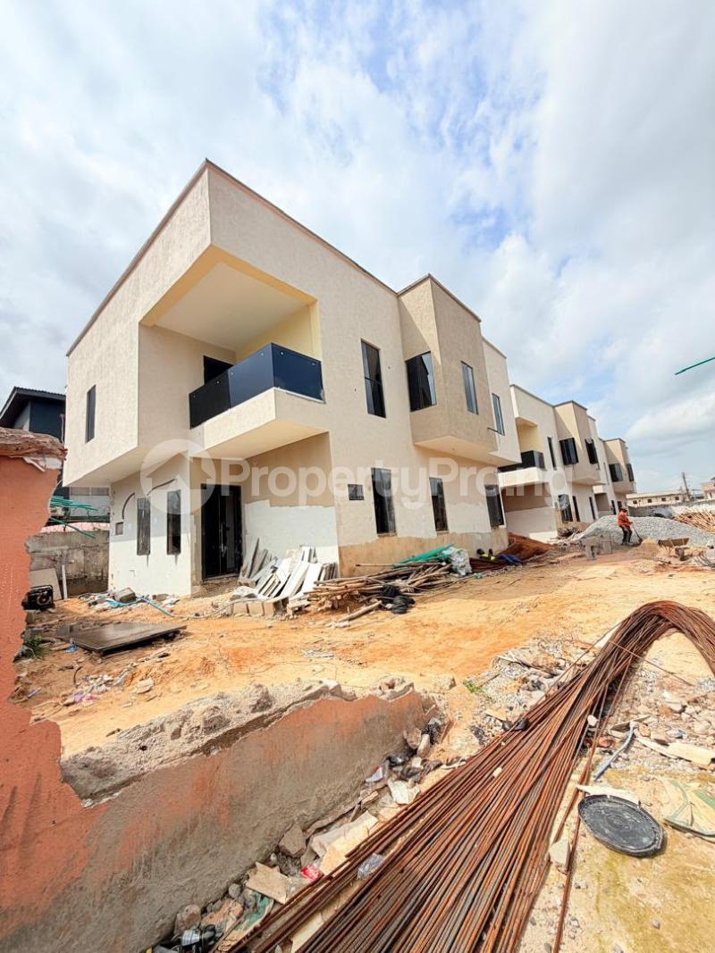 4 bedroom House for sale Adeniyi Jones Ikeja Lagos