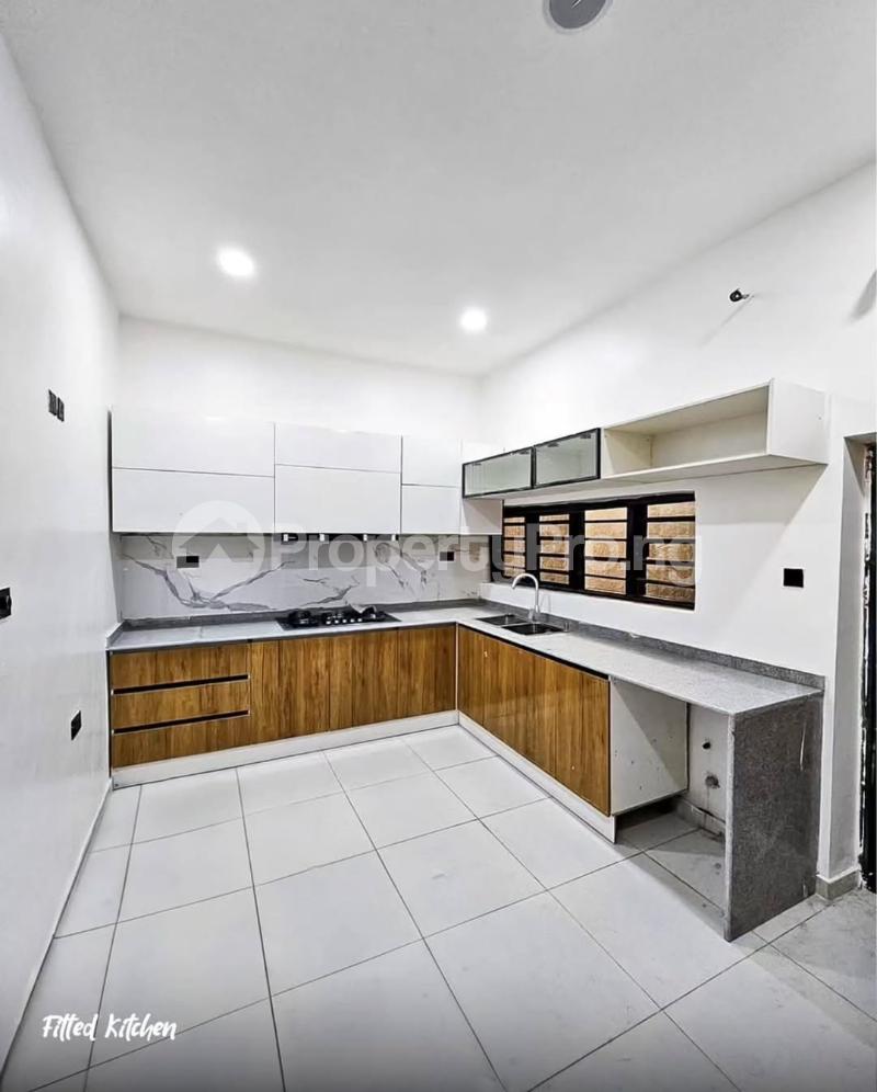 4 bedroom House for sale Orchid Lekki Lagos
