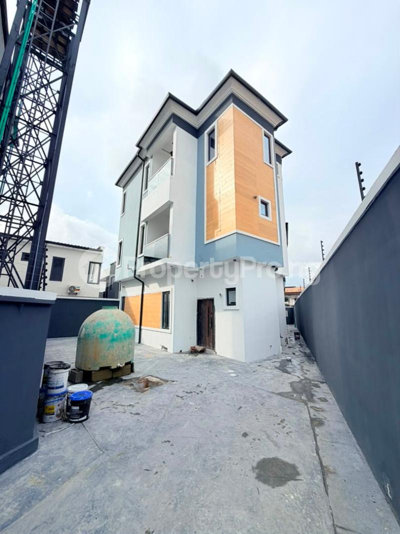 4 bedroom House for sale Gbagada Lagos