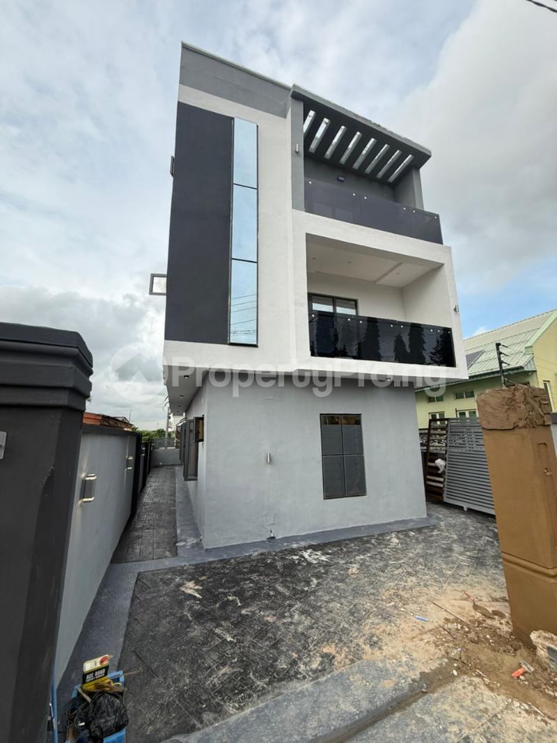 5 bedroom House for sale Magodo GRA Phase 1 Ojodu Lagos