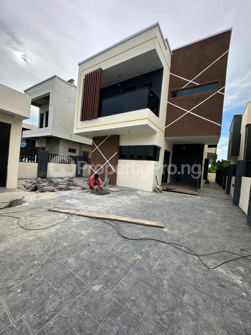 4 bedroom House for sale Ikolaba Estate Near Agodi Gra Ibadan Oyo
