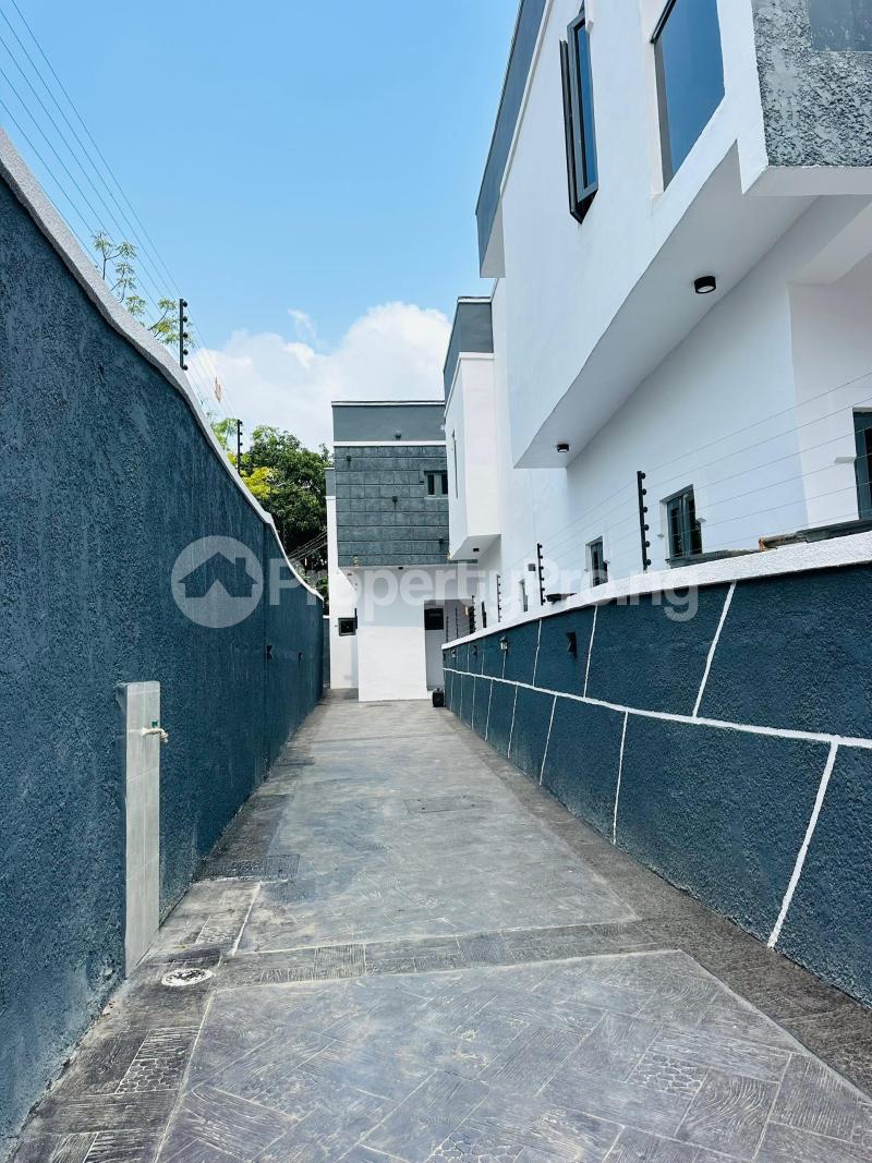 4 bedroom House for sale Berger Ojodu Lagos