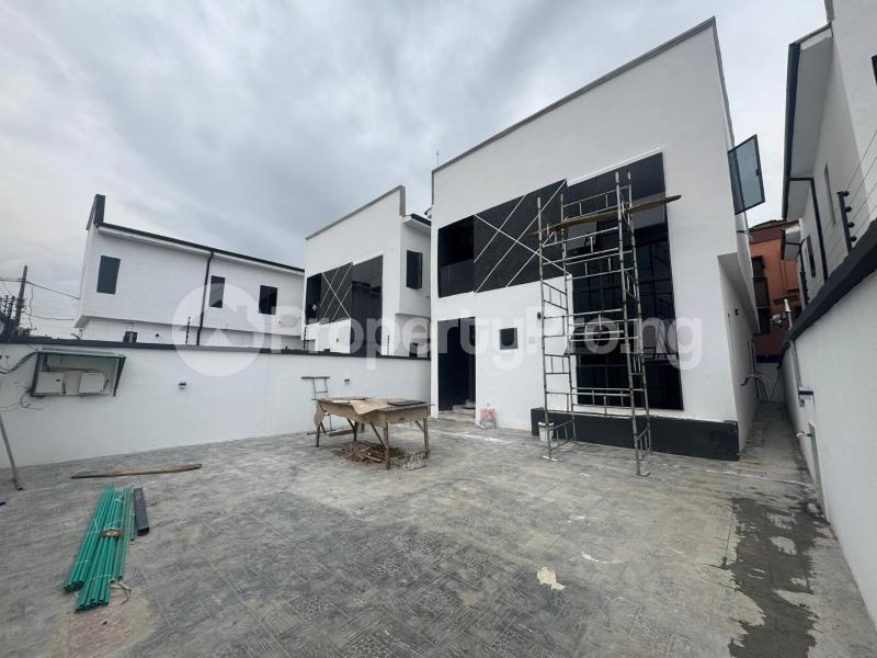 4 bedroom House for sale Off Wemco Rd, 2mins Drive To Adeniyi Jones, Ikeja Lagos