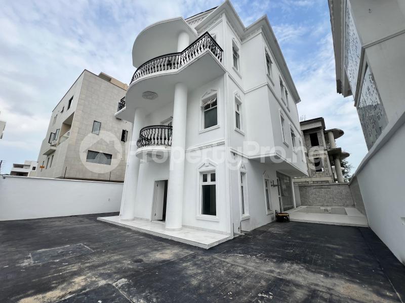 4 bedroom House for sale Banana Island Ikoyi Lagos
