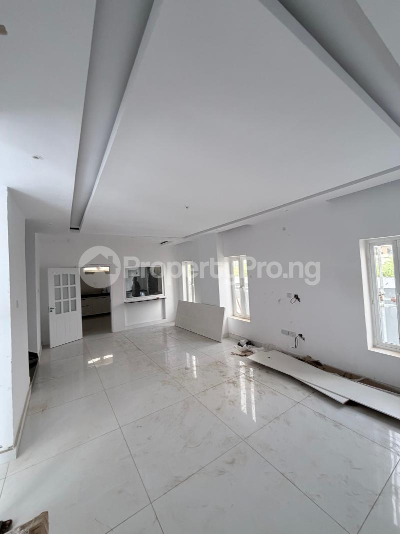 4 bedroom House for sale Kolapo Ishola Gra, Akobo Ibadan Oyo