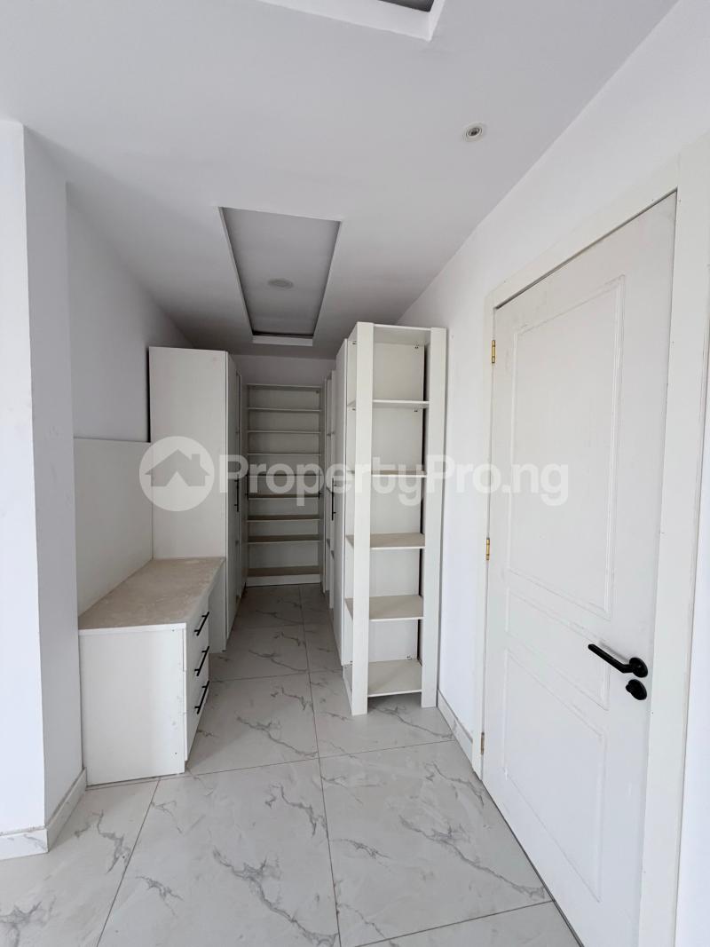 4 bedroom House for sale Kolapo Ishola Gra, Akobo Ibadan Oyo