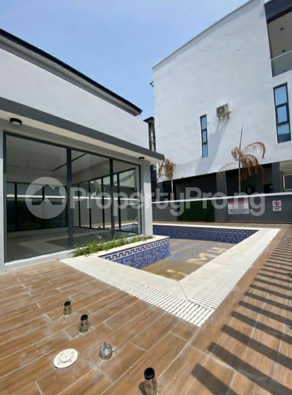 4 bedroom House for rent Meadow Hall Ikate Lekki Lagos