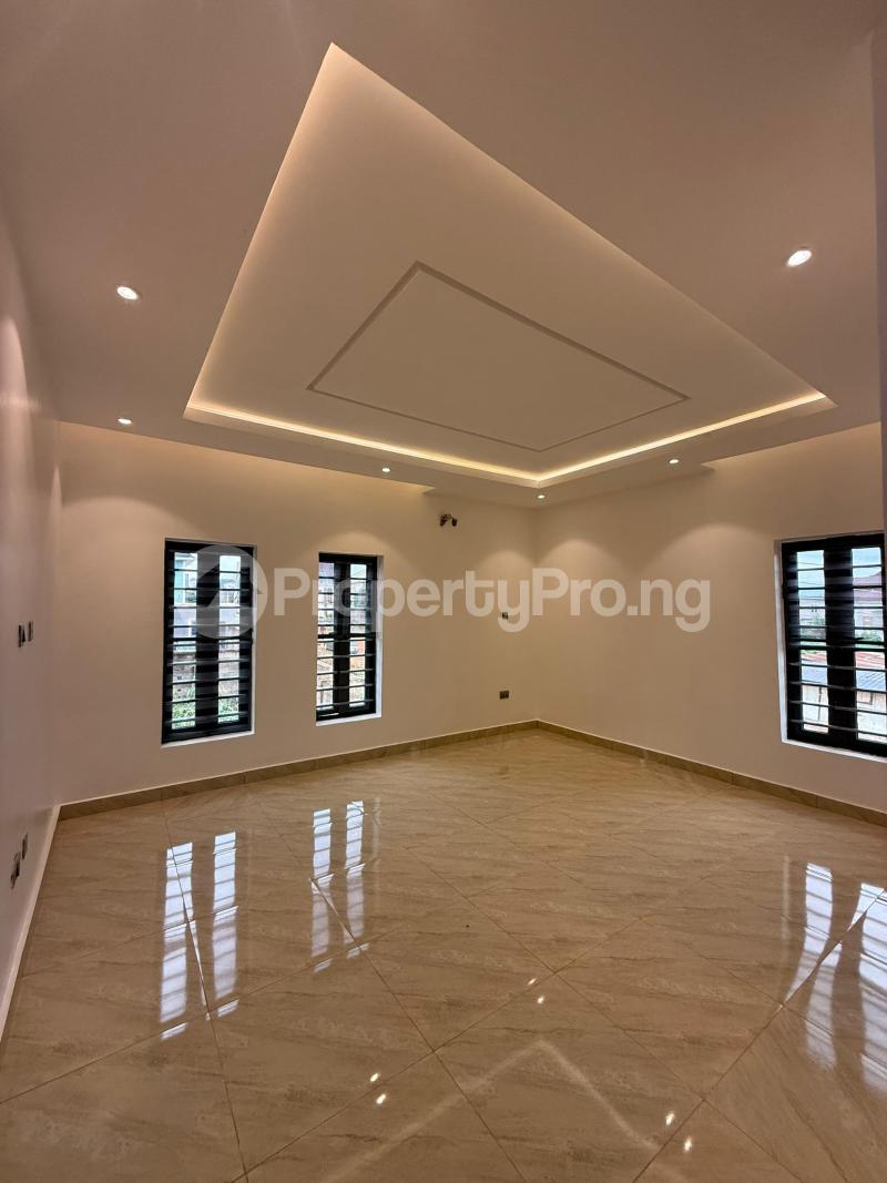 4 bedroom House for sale Thinkers Corner, Enugu Enugu