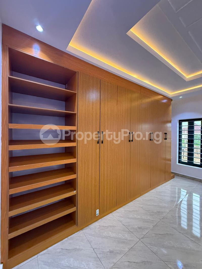 4 bedroom House for sale Thinkers Corner, Enugu Enugu