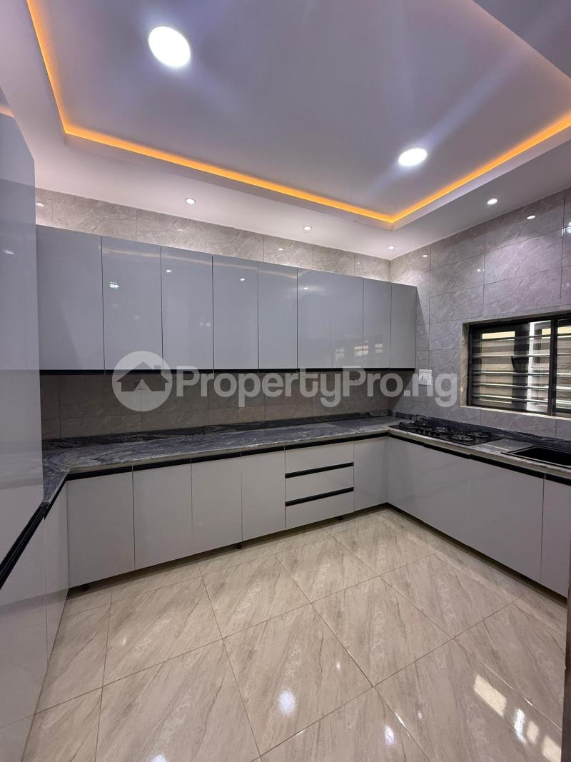 4 bedroom House for sale Thinkers Corner, Enugu Enugu