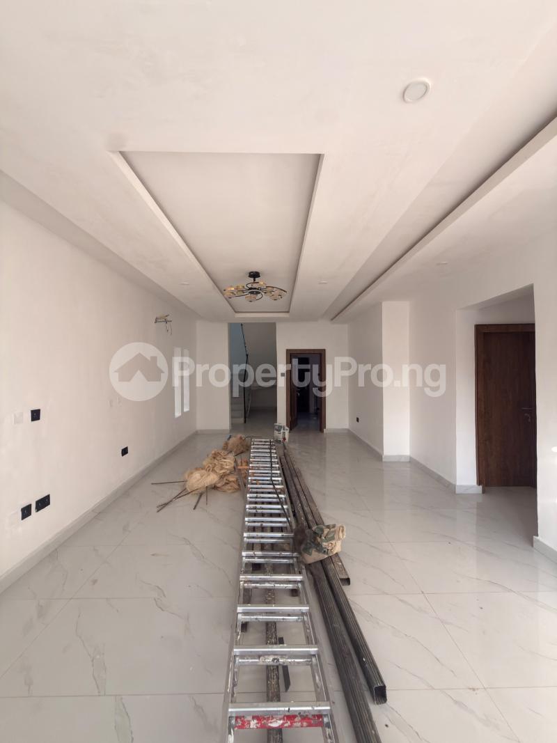 4 bedroom House for sale Engineer Lere Adigun Gra Basorun Ibadan Oyo