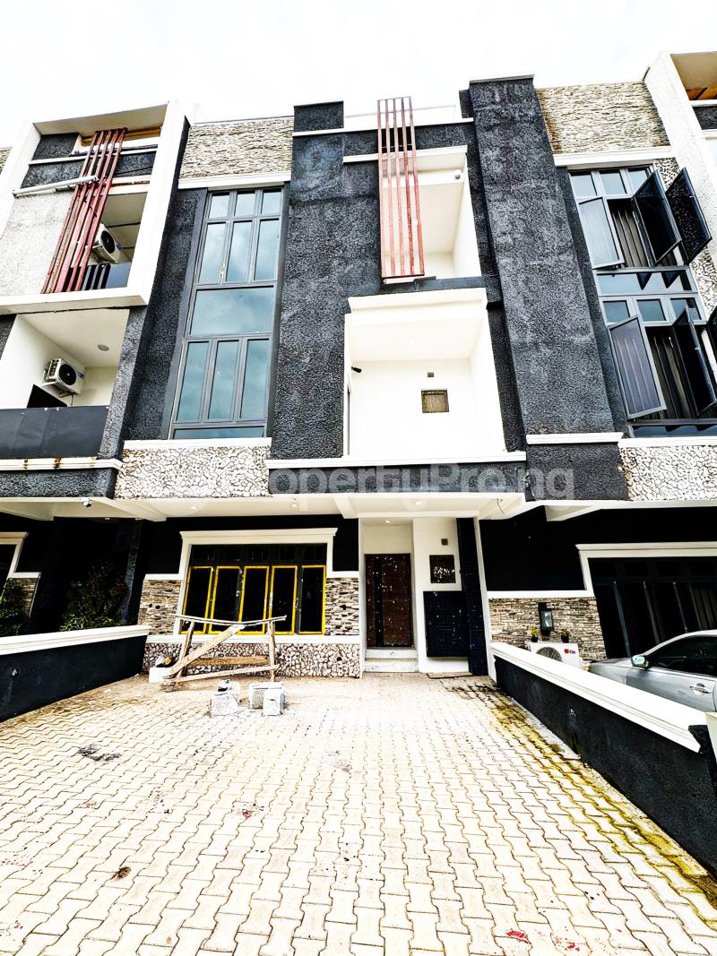 4 bedroom House for sale Wuye Abuja