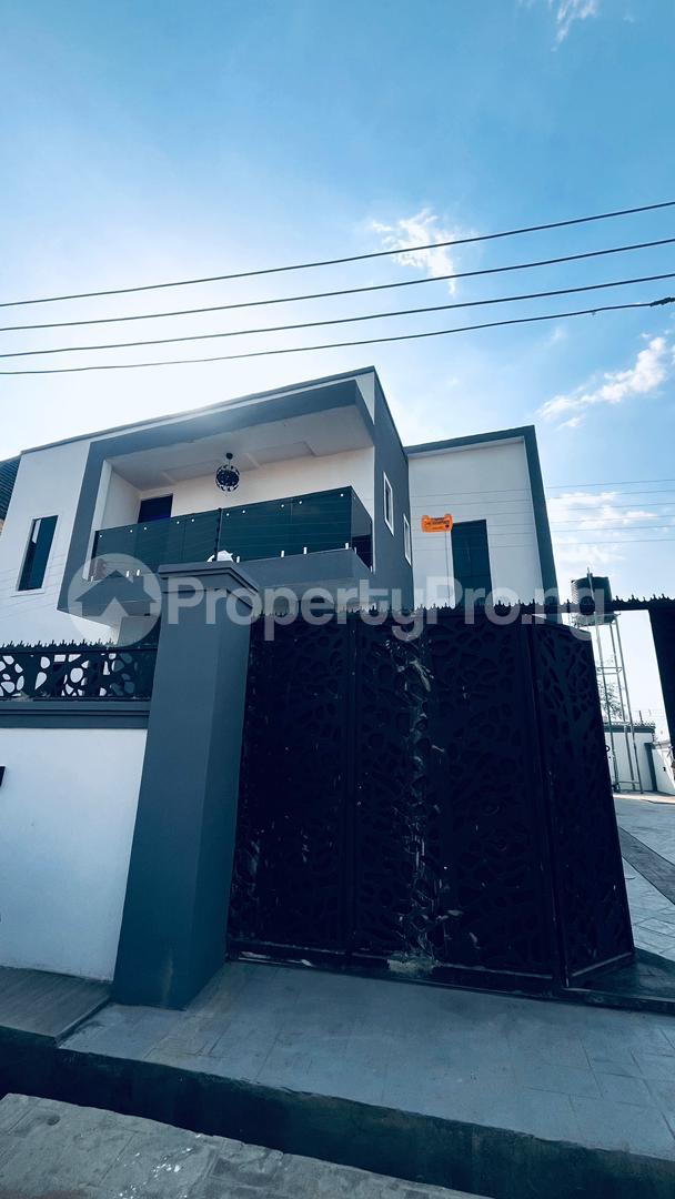 4 bedroom House for sale Start Gate Street Oluyole Estate Ibadan Oyo