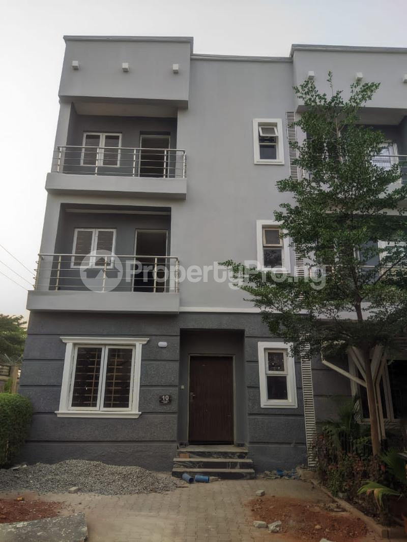 4 bedroom House for rent Brains And Hammers Estate Garki 2 Abuja