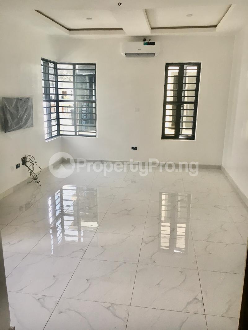 4 bedroom House for sale Tulip Estate chevron Lekki Lagos