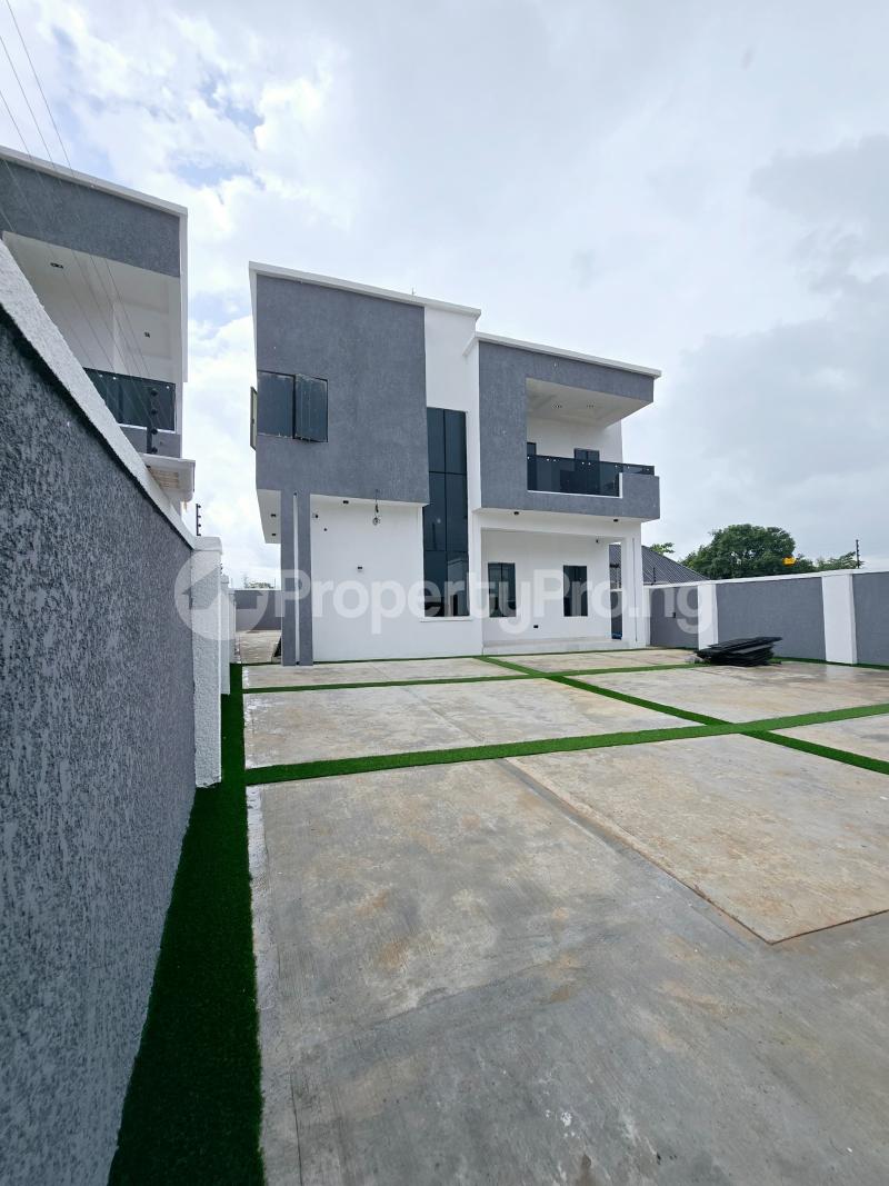 4 bedroom House for sale Valley Estate, Enugu Enugu