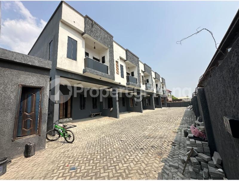 4 bedroom House for sale Okun Ajah Ajah Lagos