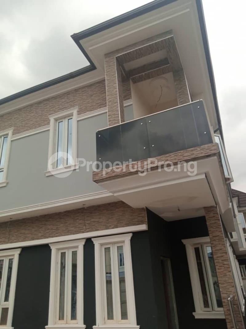 4 bedroom House for sale Estate Omole phase 2 Ojodu Lagos