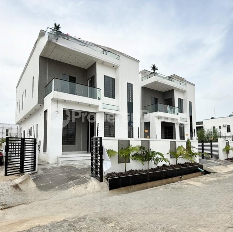 4 bedroom House for sale Abraham adesanya estate Ajah Lagos