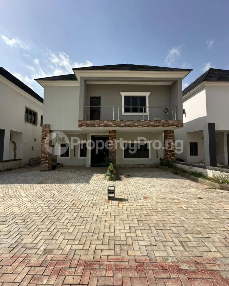 4 bedroom House for sale Gilmore Jahi Abuja
