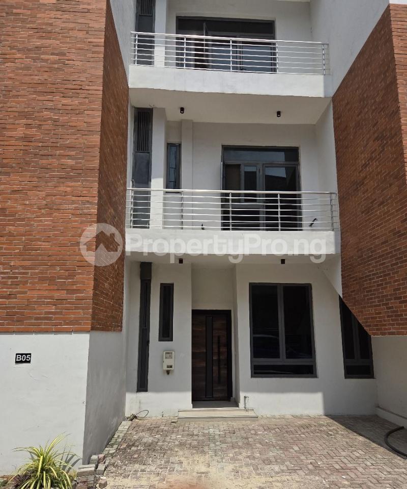4 bedroom House for rent Periwinkle Estate Ikate Ikate Lekki Lagos