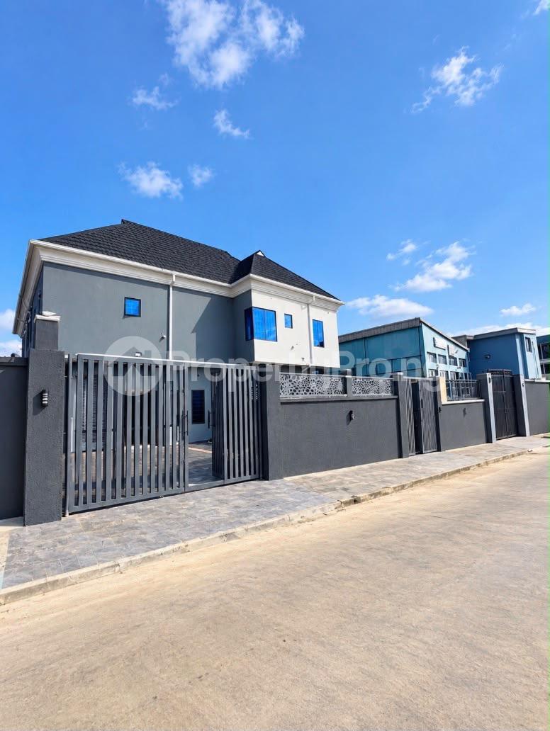 4 bedroom House for sale Oba Akran Ikeja Lagos