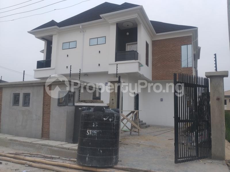 4 bedroom House for sale By Chevron Toll Plaza, Near Orchid chevron Lekki Lagos
