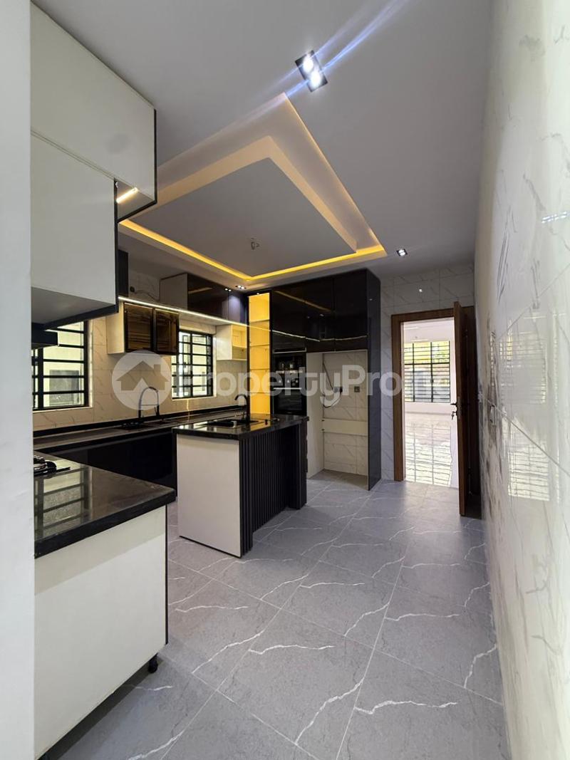4 bedroom House for sale Carlton Gate Estate, Beside Kolapo Ishola Gra Akobo Ibadan Oyo