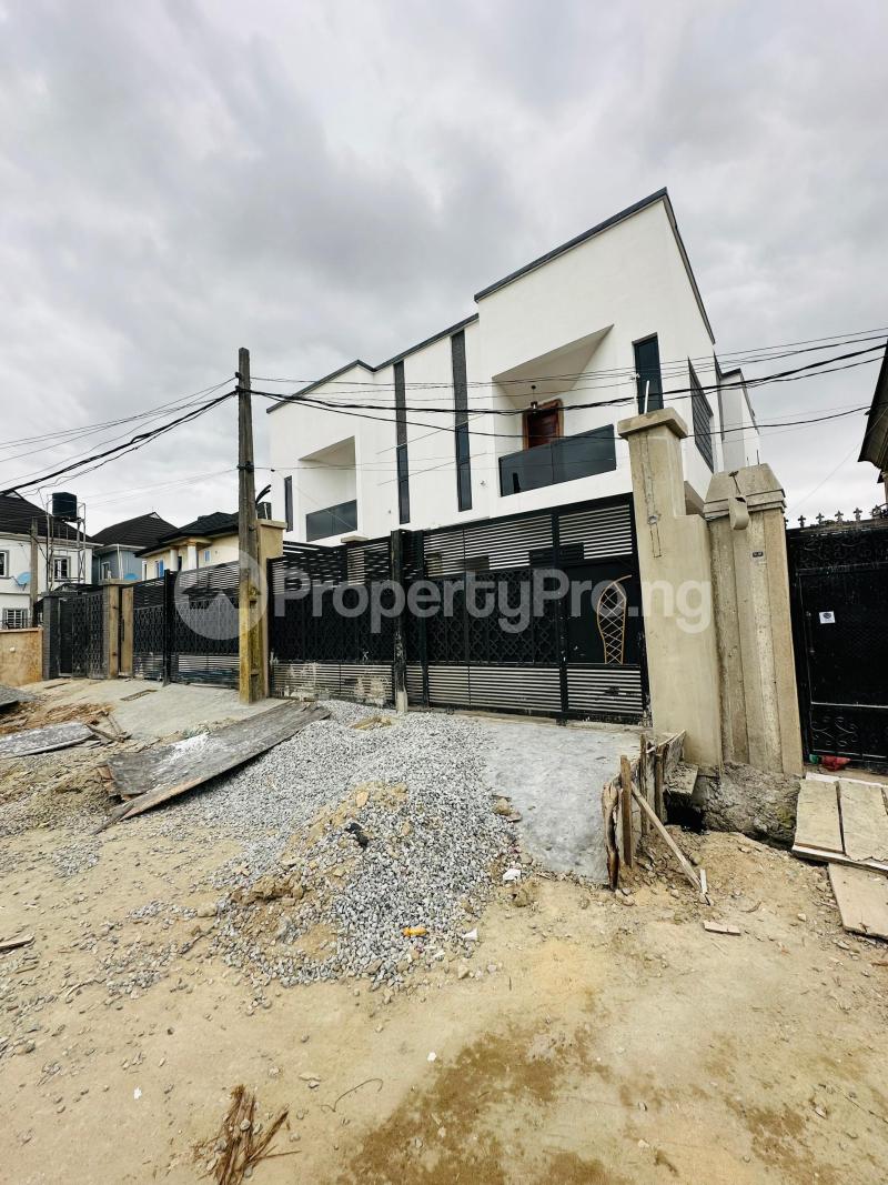 4 bedroom House for sale Gbagada Lagos