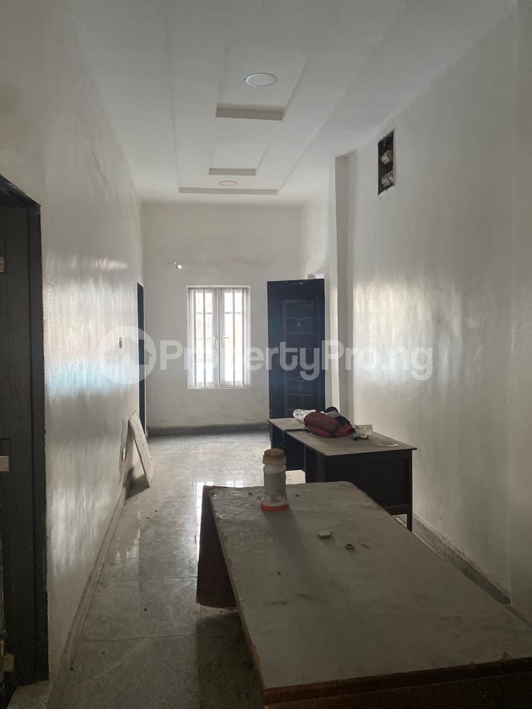 3 bedroom Commercial Property for rent Adekunle Ebute Metta Yaba Lagos