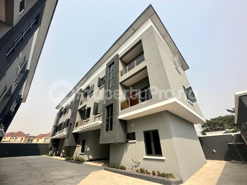 4 bedroom House for rent ONIRU Victoria Island Lagos
