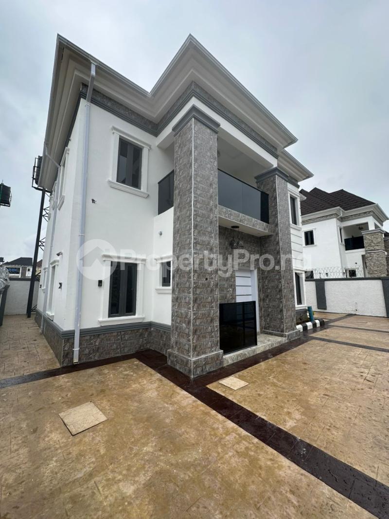 4 bedroom House for sale Von Road Lugbe Abuja