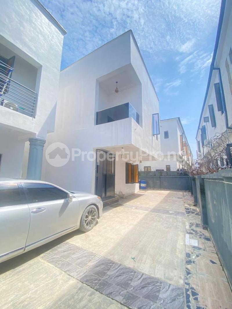 4 bedroom House for rent Atlantic Layout Estate, General Paint Abraham adesanya estate Ajah Lagos