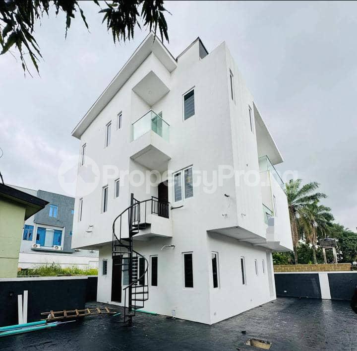 4 bedroom House for sale Adeniyi Jones Ikeja Lagos