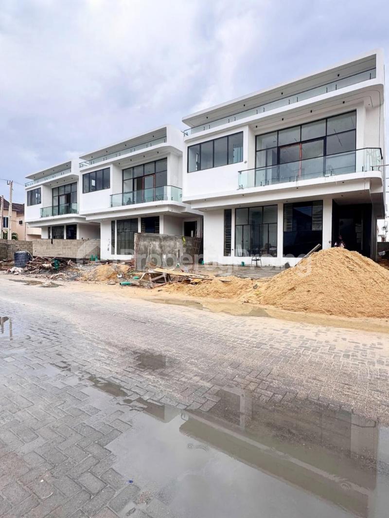 4 bedroom House for sale Orchid Lekki Lagos