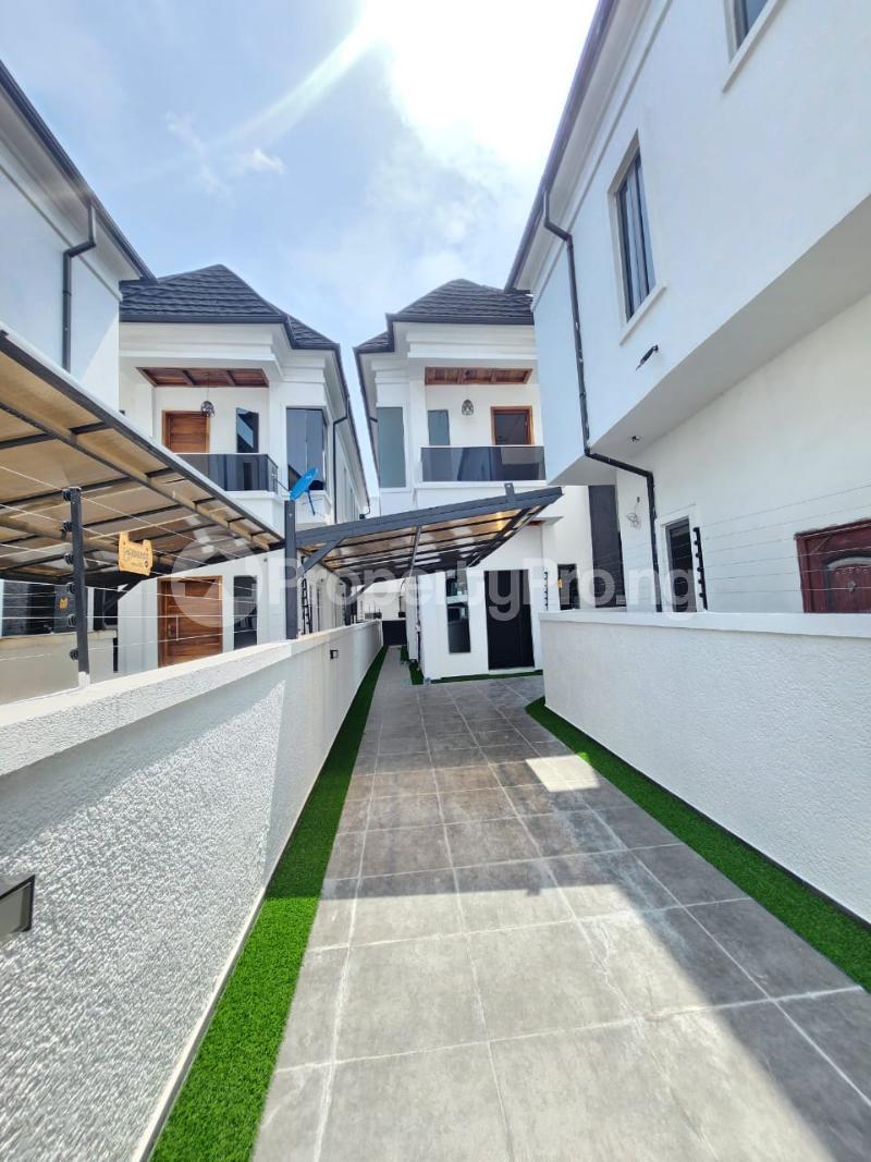 4 bedroom House for sale Chevron Lekki Lagos