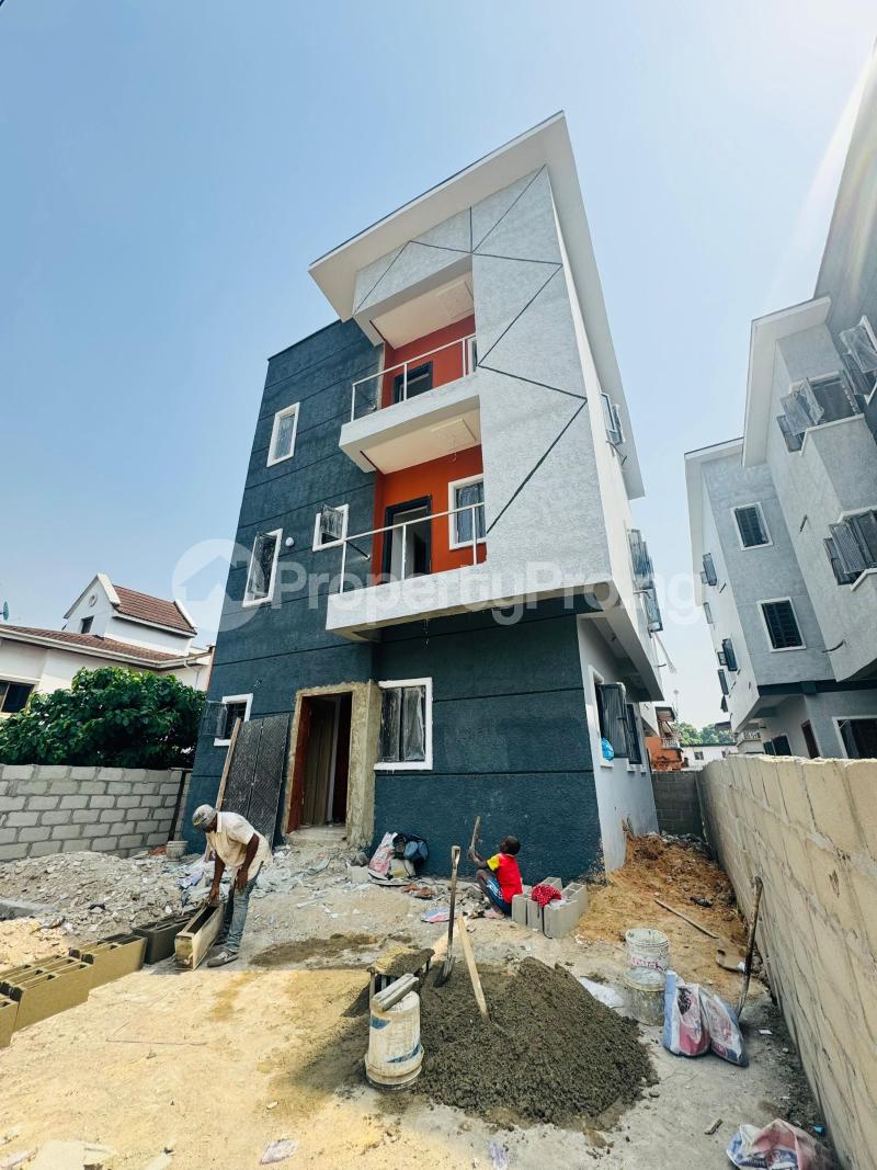 4 bedroom House for sale Gated Street Anthony Village Maryland Lagos