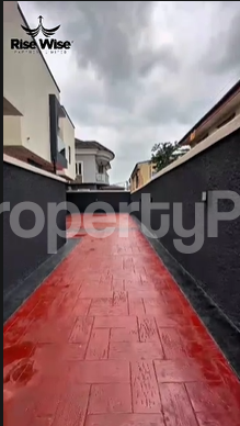 4 bedroom House for sale Magodo Phase Gra 1 Magodo Kosofe/Ikosi Lagos