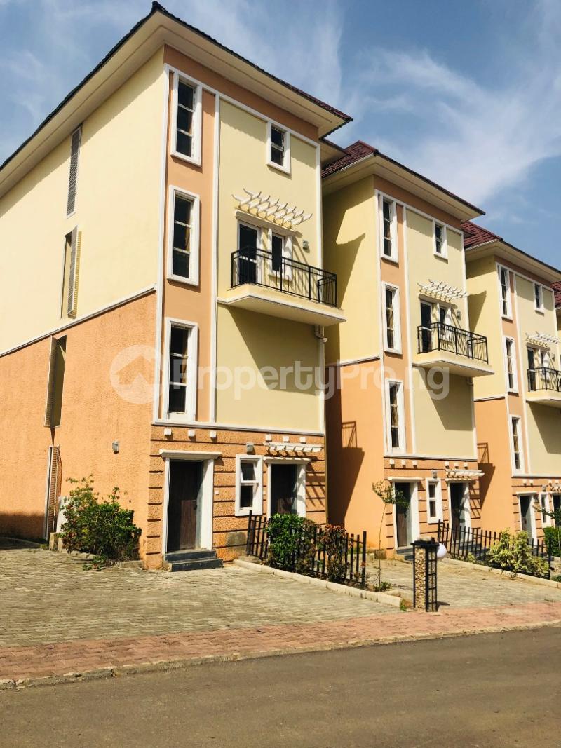 4 bedroom House for sale Brains And Hammers Estate, Galadinmawa Abuja