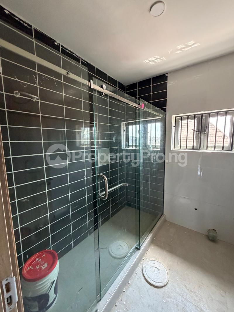 4 bedroom House for sale Kolapo Ishola Gra Akobo Ibadan Oyo