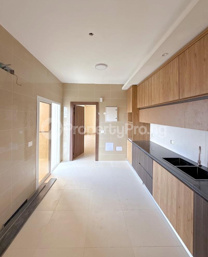 4 bedroom Flat / Apartment for sale Victoria Island Lagos